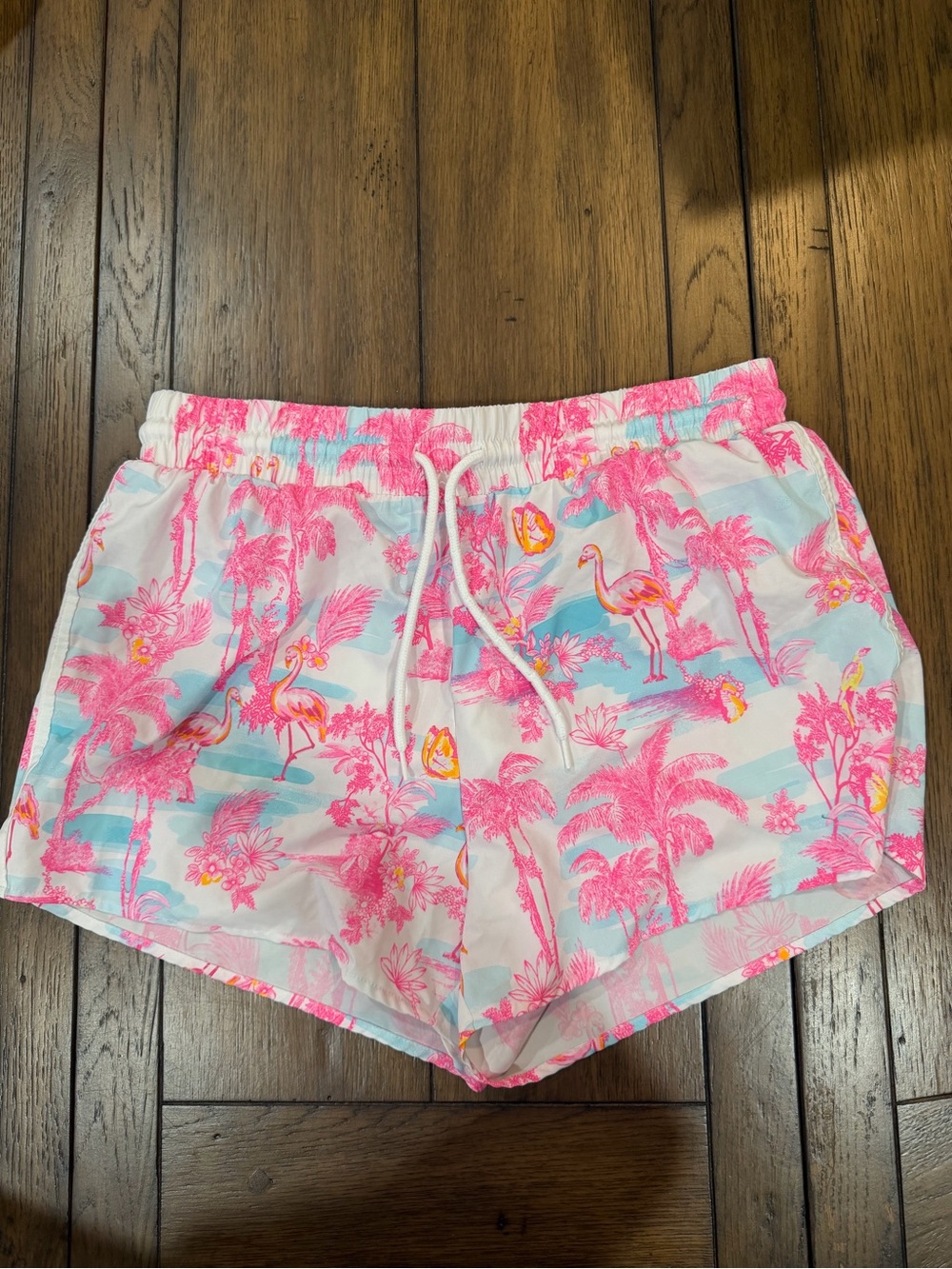 crown & ivy Pink Flamingo Tropical Print Athletic Shorts